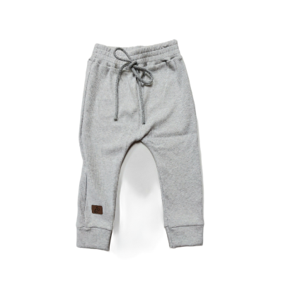 SPODENKI SZARY PRĄŻEK